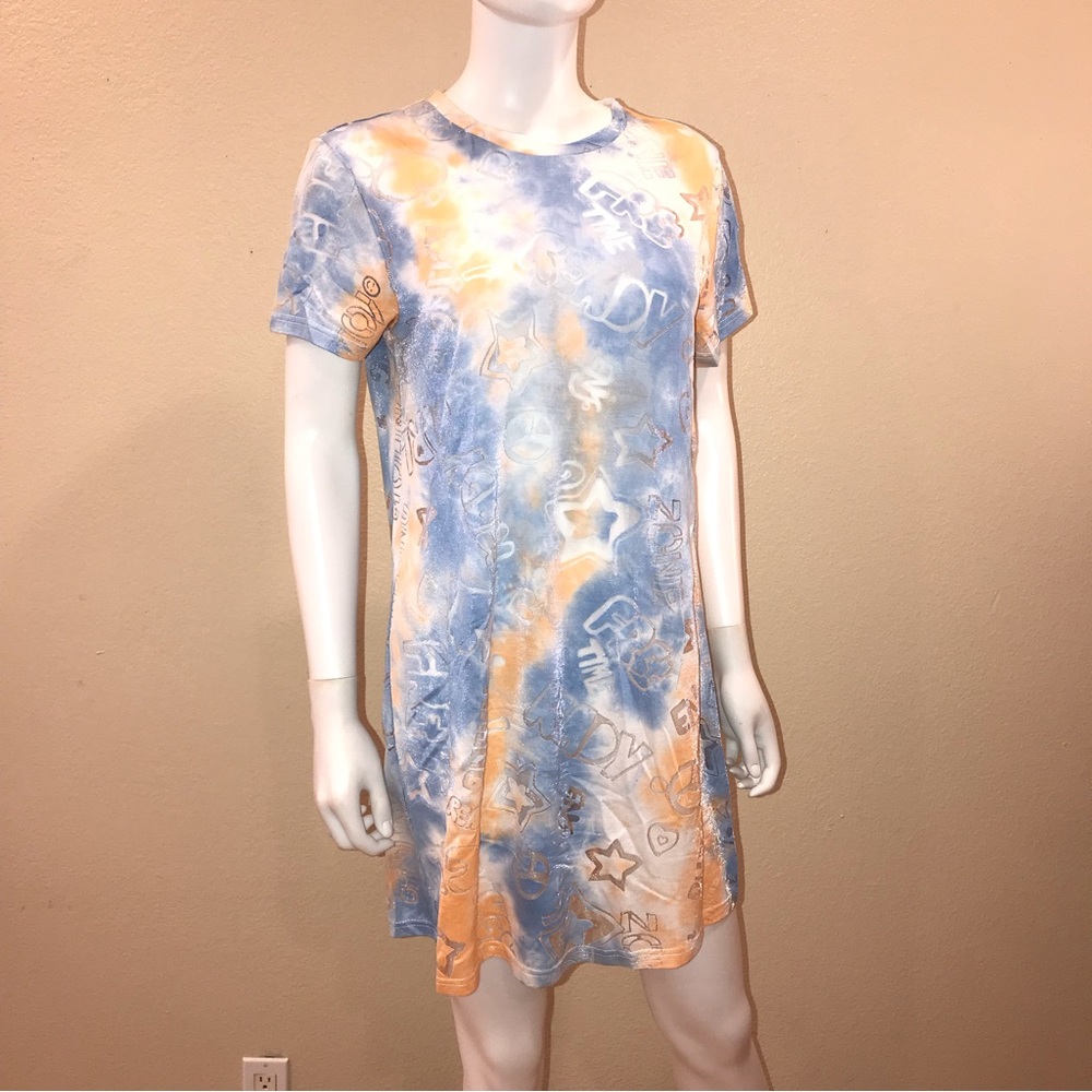 Casual Blue and Peach Tie-Dye Short Sleeve Dress